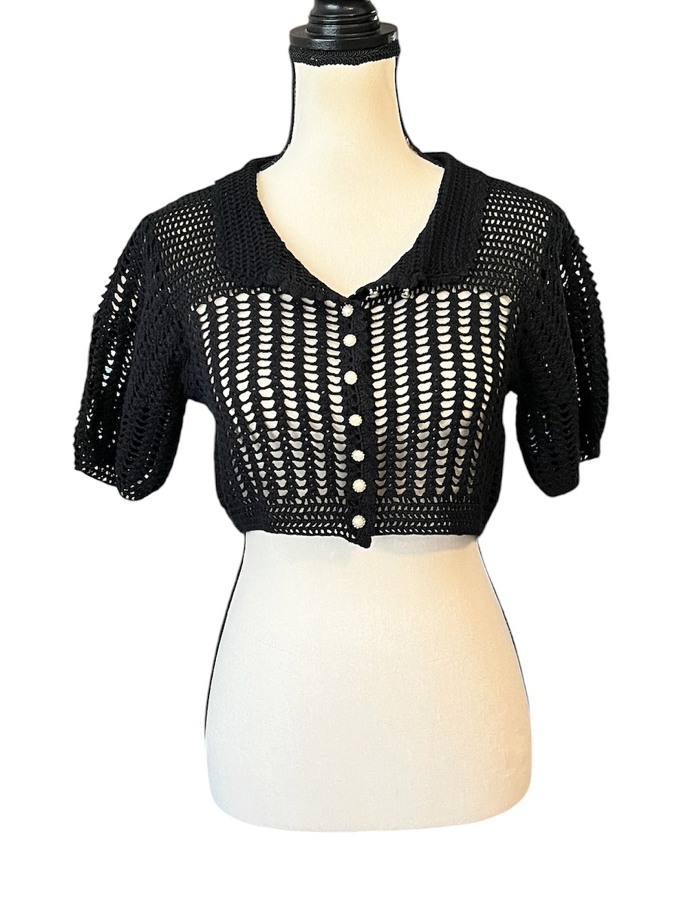 🔥6HR SALE🔥 Vintage Betsey Johnson Sheer Crochet Collared Short Sleeve Cardigan